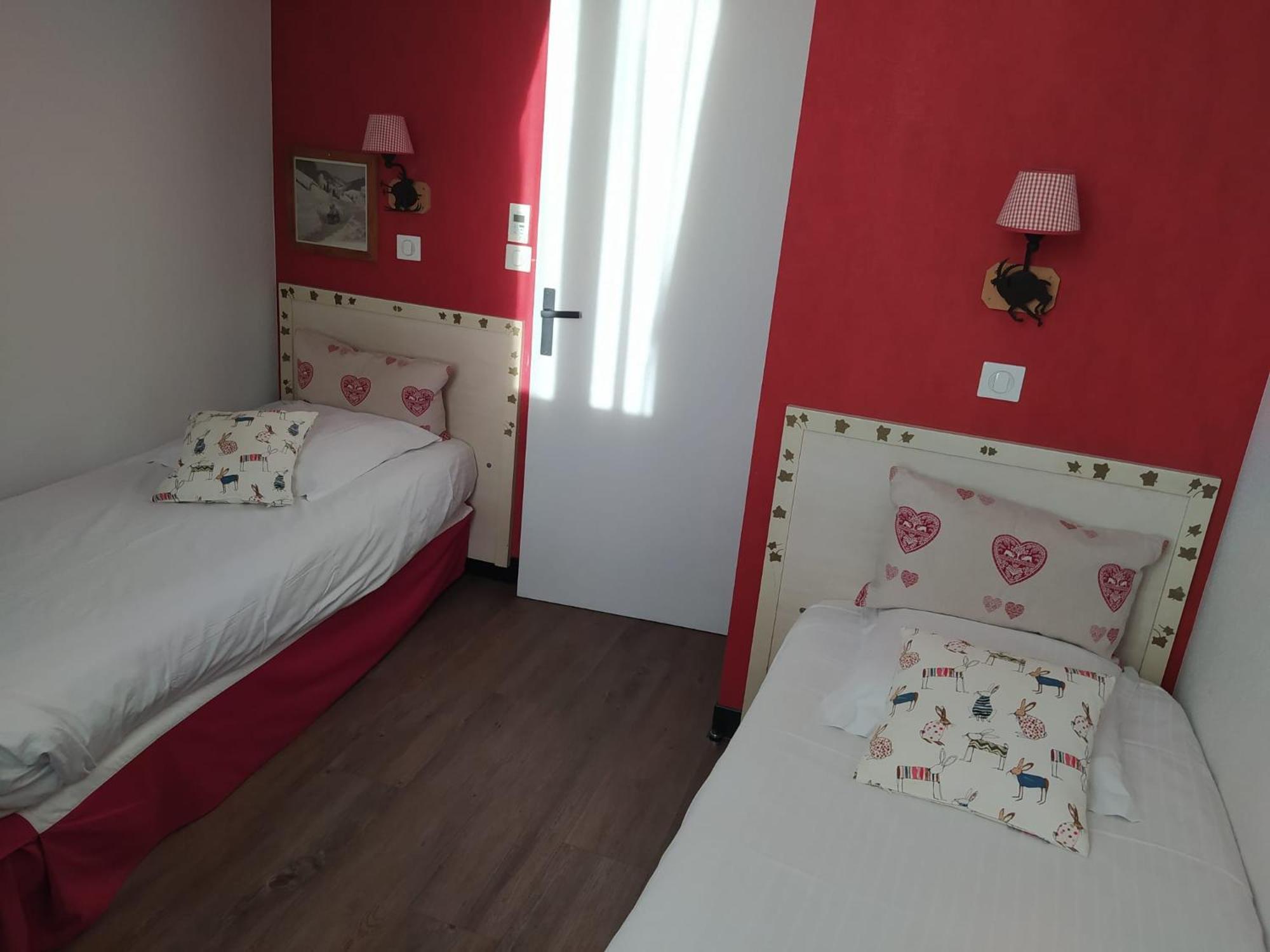 Hotel Des Princes, Chambery Centre المظهر الخارجي الصورة